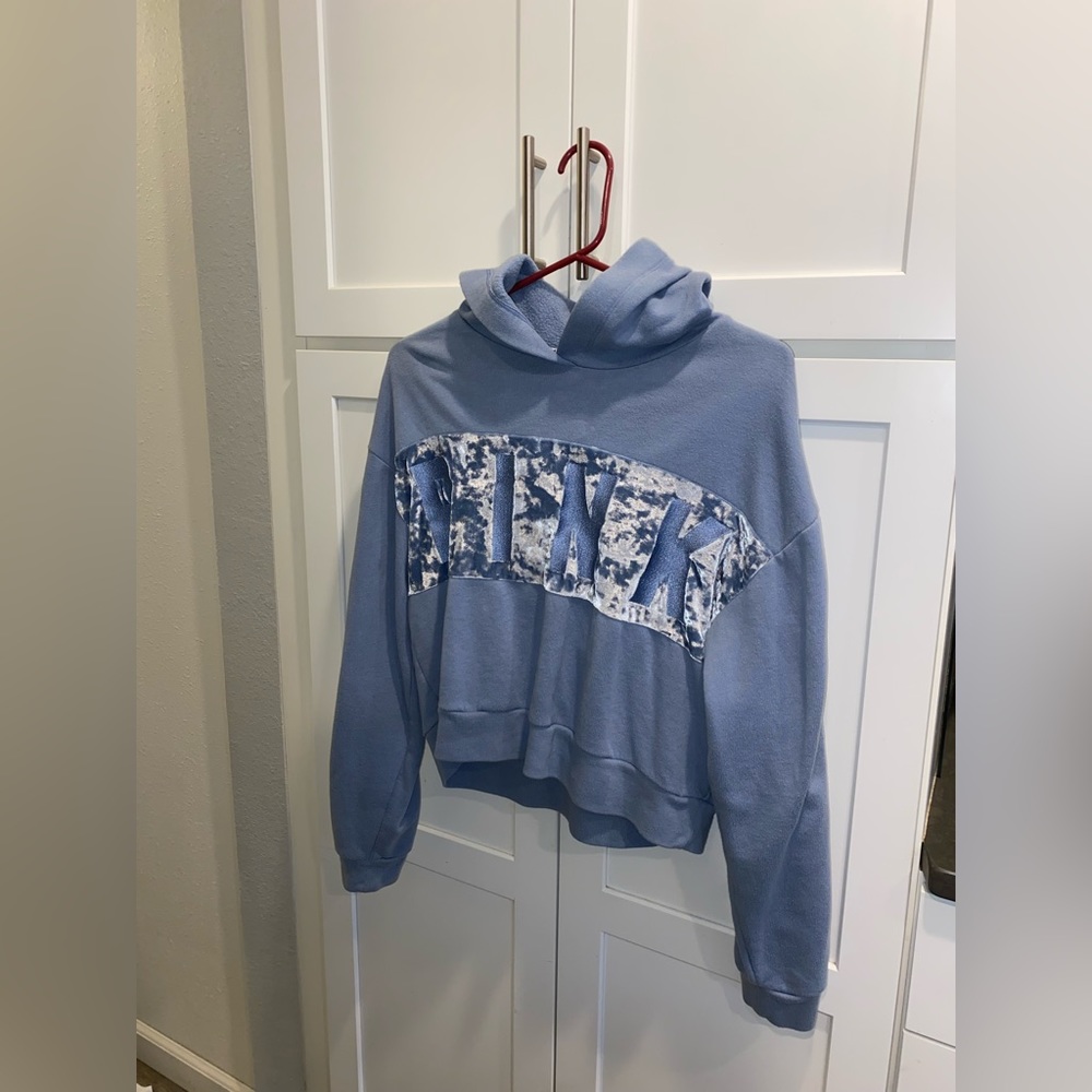 Blue crop sweatshirt